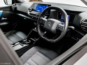 Citroen C4 ë-Sense Plus 50kWh Auto 136HP - Image 2