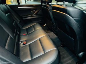 BMW 5-Series BLUETOOTH // CRUISE CONTROL // LEATHE - Image 4