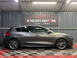 2021 Ford Focus  1.5 TDCi 120PS ST-Line Manual - Image 4