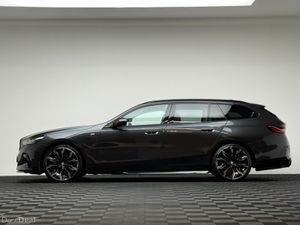 BMW 5-Series 530E M SPORT TOURING - Image 4