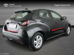 Toyota Yaris YARIS 1.5 LUNA - Image 2
