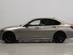 BMW 3-Series 2021 - Image 4