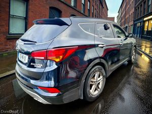2016 Hyundai Santa Fe 2.2 CRDi 4WD Executiv - Image 2