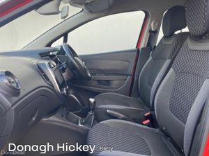 Renault Captur dCi 90 DYNAMIQUE NAV - Image 4