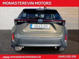 Toyota Yaris Cross CR LUNA 4DR AUTO - Image 4