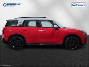 MINI Countryman Electric Hatchback SE Sport - Image 3