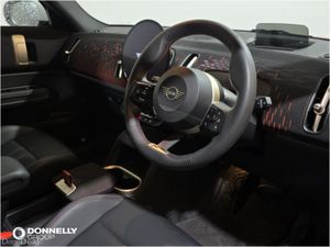 MINI Countryman Electric Hatchback SE Sport - Image 4