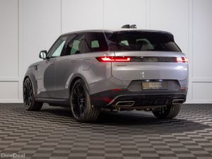 2025 Range Rover Sport P460e SE - Image 4