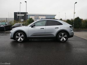 Porsche Macan Electric - Image 4