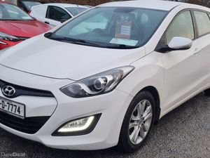 Hyundai i30 2013 - Image 2