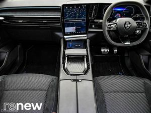 Renault Austral Techno Esprit Alpine E-Tech Full H - Image 3