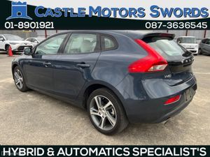 Volvo V40 ALLOYS // CRUISE CONTROL // BLUETOOTH - Image 2