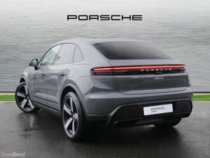 Porsche Macan Electric - Image 3