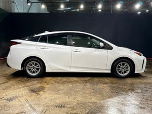 Toyota Prius 1.8 HYBRID - AUTOMATIC - ALLOY WHEELS - Image 3