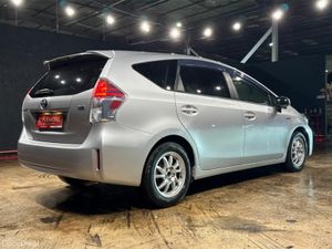 Toyota Prius 1.8 AUTOMATIC - HYBRID - ALLOY WHEELS - Image 4