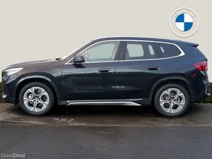 BMW iX1 iX1 eDrive20 xLine - Image 3