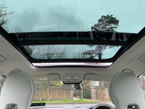 Volvo XC60 BLONDE LEATHER PLUS BRIGHT T6 RECHARGE - Image 3