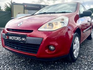 RENAULT CLIO 1.2 PETROL 75bhp LOW KM - Image 2