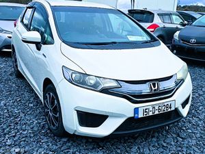 HONDA FIT 2015 AUTOMATIC HYBRID - Image 4