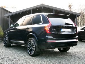 2025 Volvo XC90 T8 ULTRA BRIGHT HUGE SPEC - Image 4