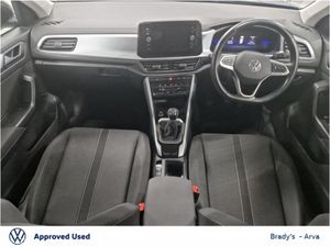 Volkswagen T-Roc LIFE 2.0 TDI  116BHP M6F - Image 2