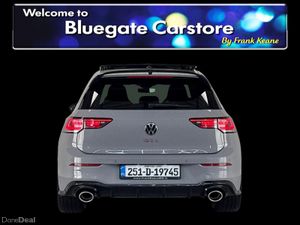 Volkswagen Golf GTI CLUBSPORT2.0 TSI 300HP DSG**UP - Image 4