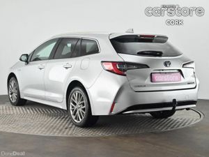 Toyota Corolla 1.8 Hybrid Sol Saloon - Image 3