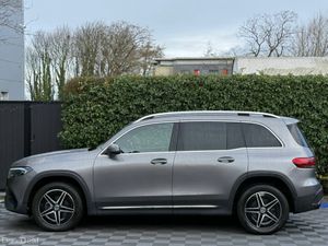 Mercedes-Benz EQB 4MATIC AMG-LINE PREMIUM 7-SEATER - Image 3