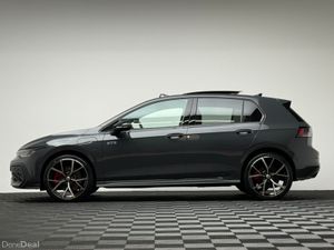 Volkswagen Golf GTE 1.5 PHEV 272HP DSG *PAN ROOF* - Image 4