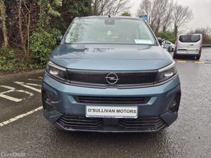 OPEL COMBO/2026/AUTO/WHEELCHAIR ACCESS/TAXI SPEC - Image 3