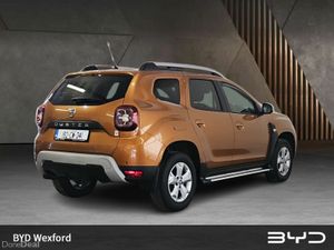 Dacia Duster 1.6 PETROL SCE 115 Comfort 4WD - Image 3
