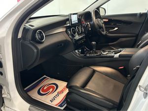 Mercedes-Benz C-Class C SERIES D SE EXECUTIVE ED 4 - Image 4