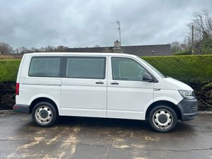 19Volkswagen Transporter Shuttle  8 seater €26250 - Image 2
