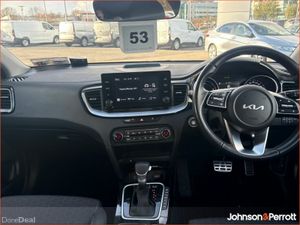 Kia XCeed 1.6 PHEV. TINY MILEAGE! - Image 4