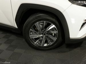 Hyundai Tucson HYBRID COMFORT PLUS 1.6L PETROL AUT - Image 3