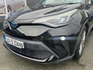 Toyota C-HR 1.8 HYBRID SOL AUTO, Huge Spec, 12 Mon - Image 3