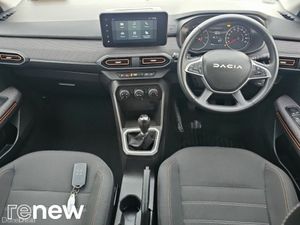 Dacia Sandero Stepway EXPRESSION 1.0 TCE 90 BHP 5D - Image 2