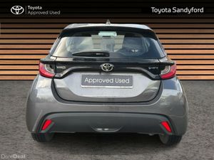 Toyota Yaris HYBRID LUNA // REAR CAMERA // TOYOTA - Image 4