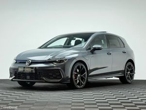 Volkswagen Golf GTE 1.5 PHEV 272HP DSG *PAN ROOF* - Image 3