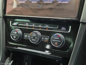Volkswagen Golf TSI COMFORT LINE TECH EDITION Low - Image 4