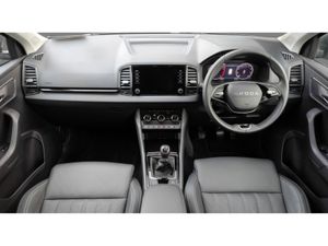 Skoda Karoq SELECTION PLUS+ 1.0 TSI 115HP- AS NEW- - Image 3