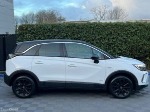 Opel Crossland SRI 1.5 // REVERSE CAMERA // DUAL Z - Image 2