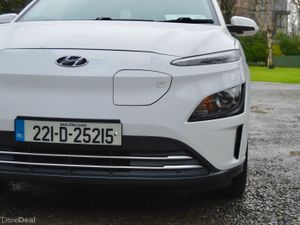Hyundai KONA Kona EV Premium 39 kWh - Image 4