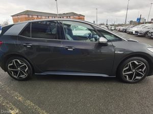 VOLKSWAGEN ID.3 58KWH 1ST EDITION PLUS PRO - Image 4