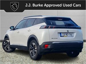 Peugeot 2008 Electric 136bhp (50 kWh) Allure - Image 4