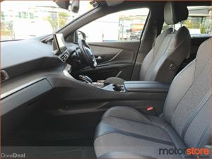 Peugeot 5008 1.5 BlueHDi | Allure | ONE LADY OWNER - Image 3