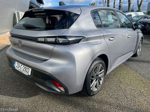 Peugeot 308 2023 - Image 3