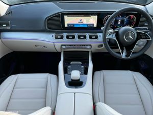 Mercedes-Benz GLE 350DE 4MATIC AMG Line PHEV SUV - Image 4