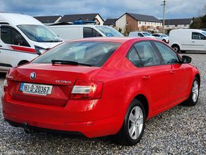Skoda Octavia Automatic Diesel - Image 4