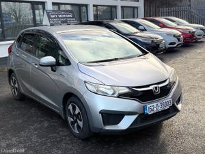 2015 Honda Jazz/Fit 1.5 Hybrid Automatic - Image 3